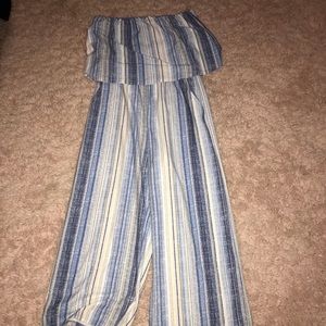 Off the shoulder summer jumper